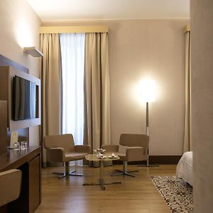 Executive King Room